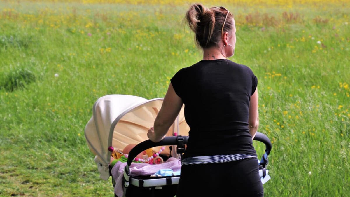 Amateurs d'aventures : comment choisir la poussette de bébé ?